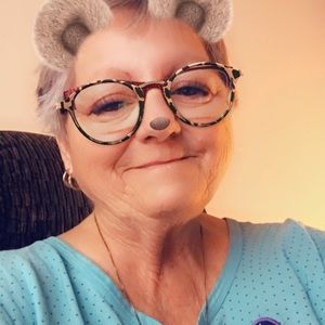 Meet your Posher, Louise